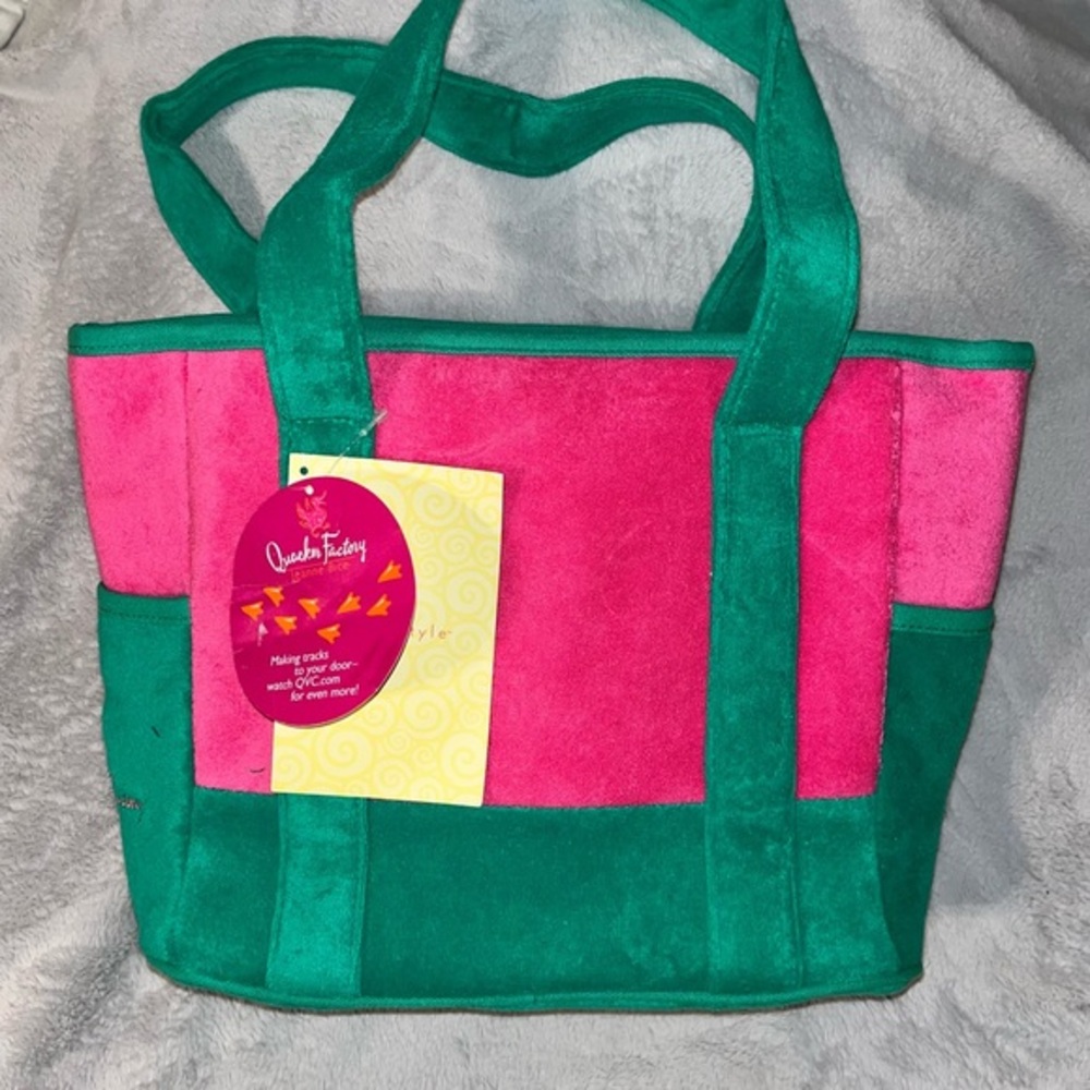Quaker Factory Beach Tote NWT!